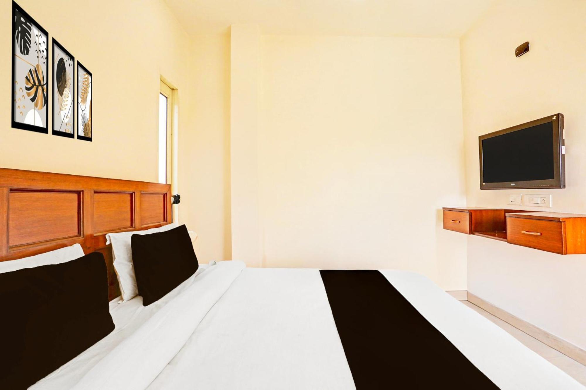 Super Hotel O Sector 45 Formerly Manyavar Chandigarh Exterior photo
